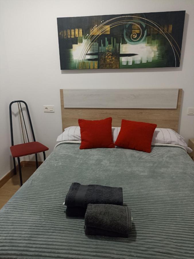 Alba Renueva 6 Apartment Леон Екстериор снимка