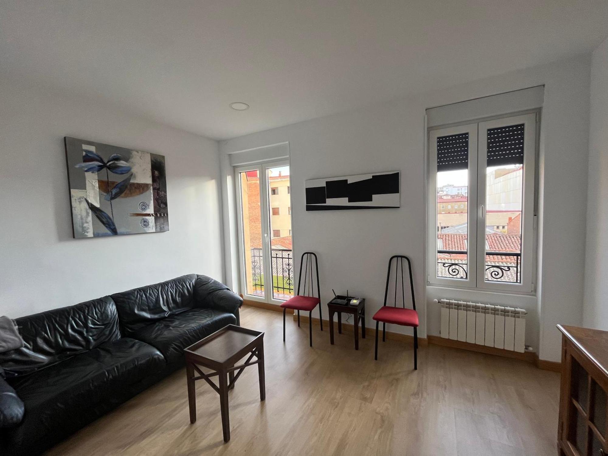 Alba Renueva 6 Apartment Леон Екстериор снимка