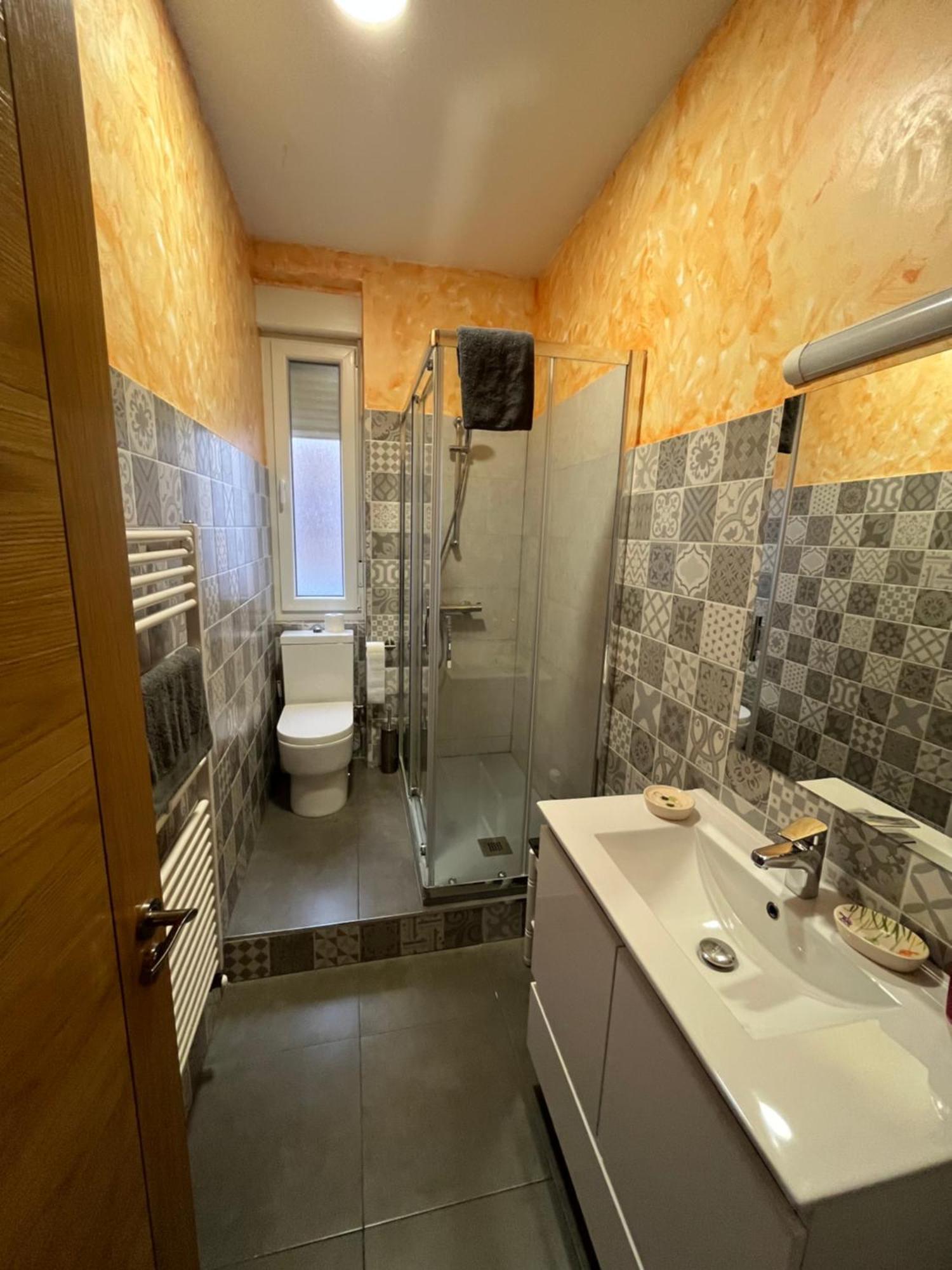 Alba Renueva 6 Apartment Леон Екстериор снимка